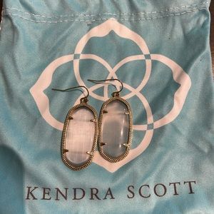 Elle Kendra Scott Earrings